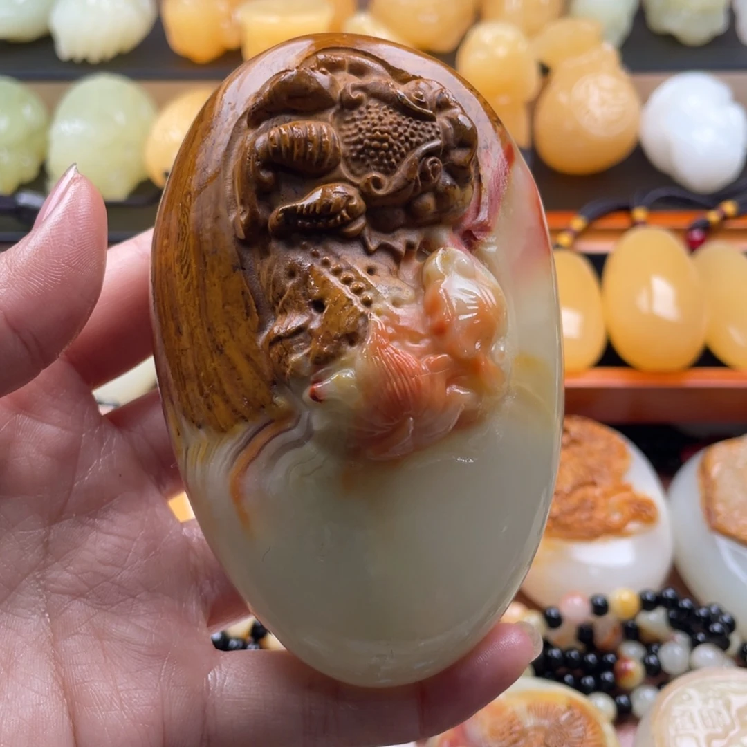 圆***满石材天然古青石手把件