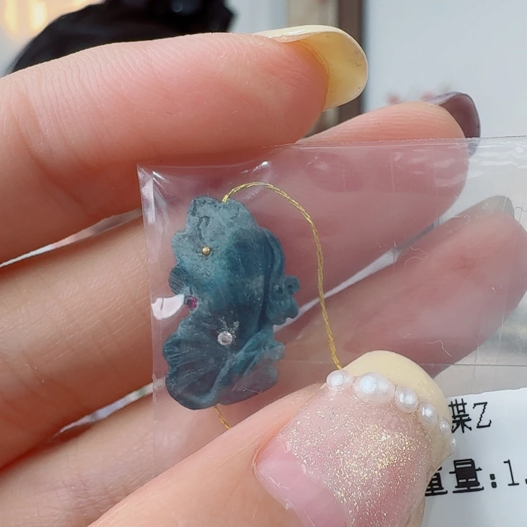 @***叶绿松石未镶嵌珠宝奇石