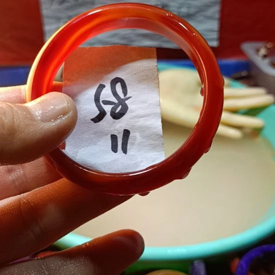 玛瑙/玉髓手镯未镶嵌