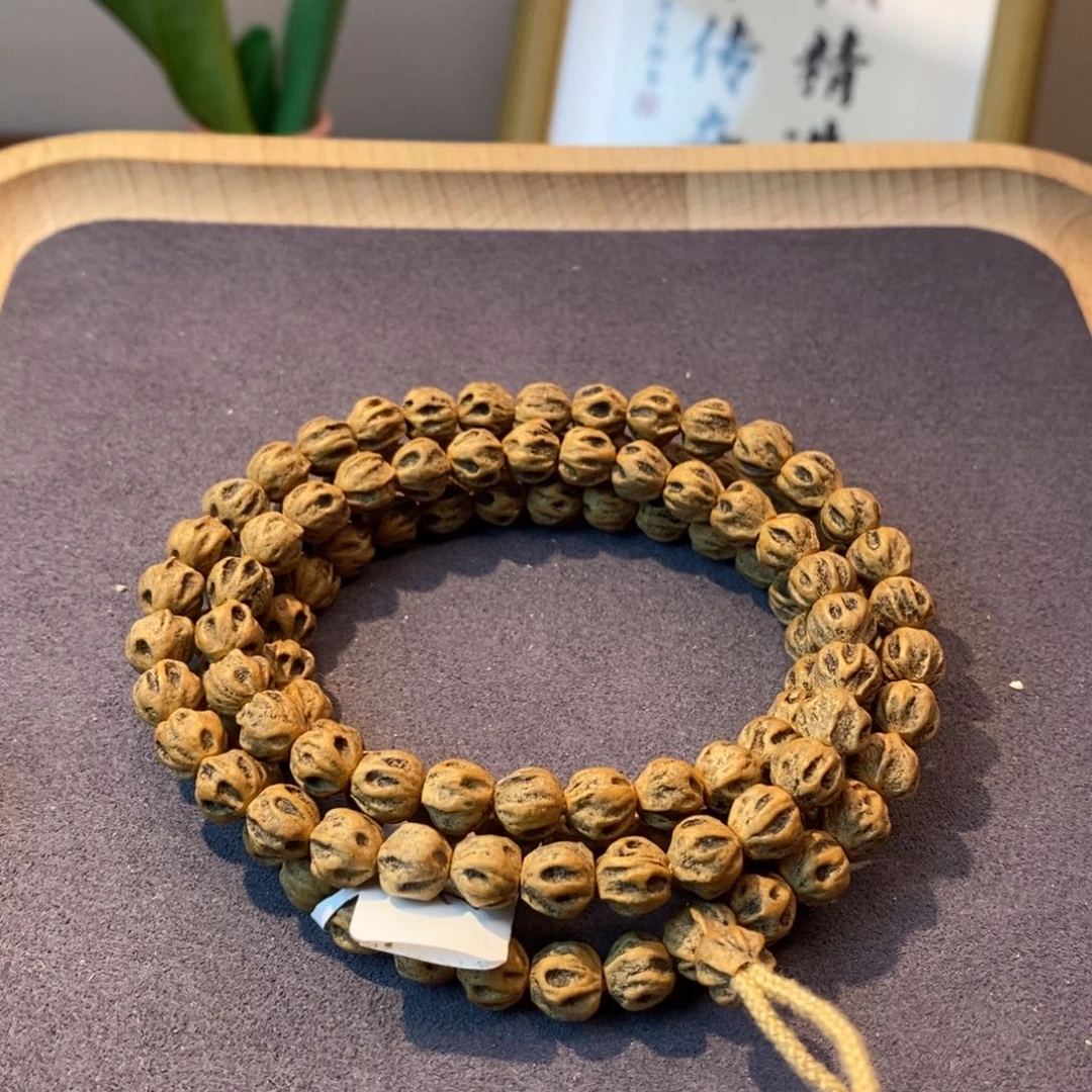 乐***璐吊坠柏香籽/百香籽