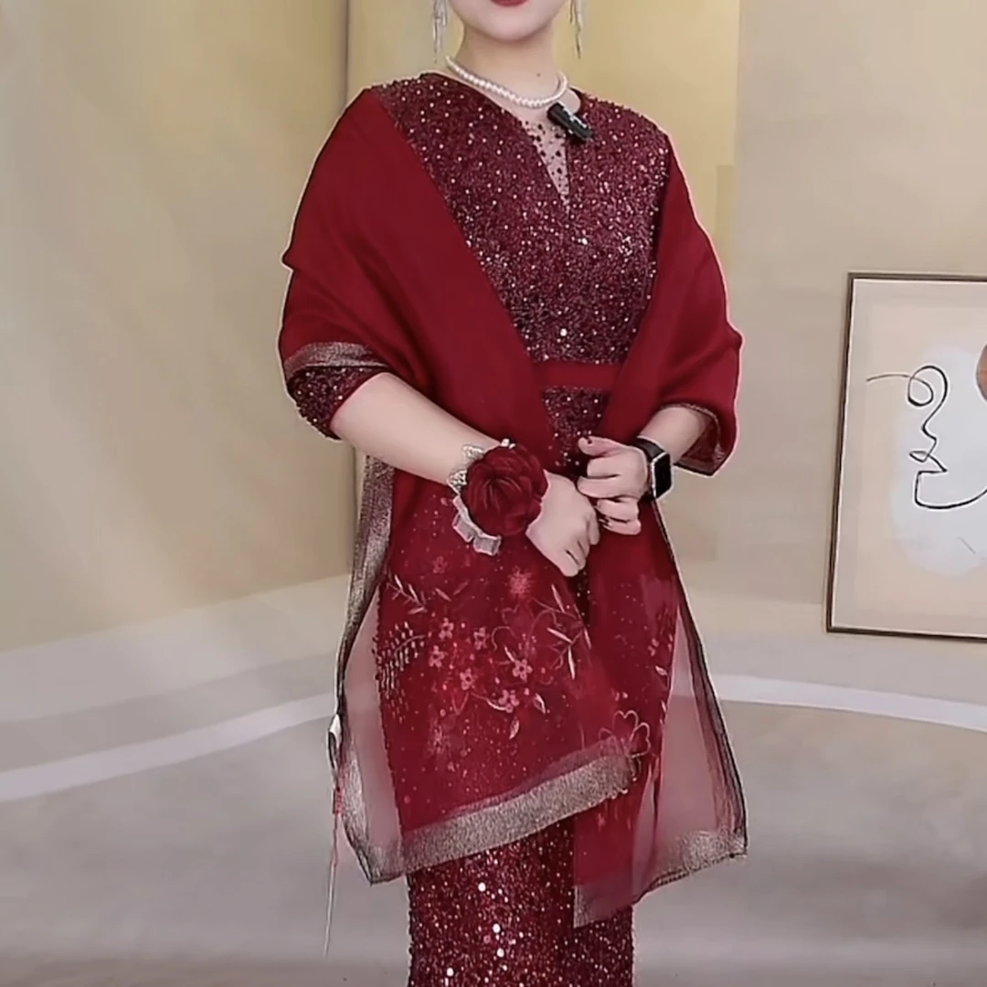 喜妃琳高端披肩民族风喜婆婆披肩酒红色长款真丝混纺绣花围巾