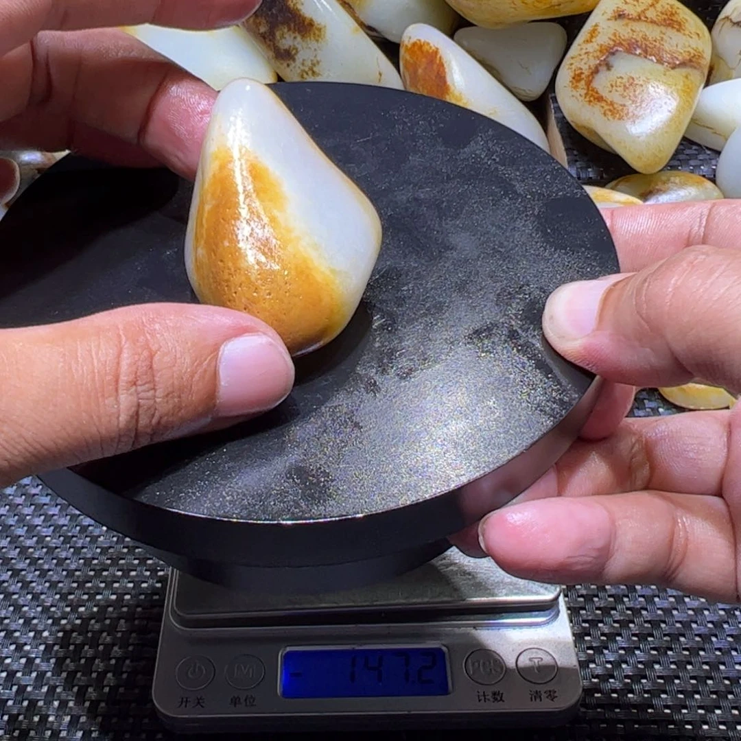 和田玉（子料）未镶嵌吊坠(不含链)64