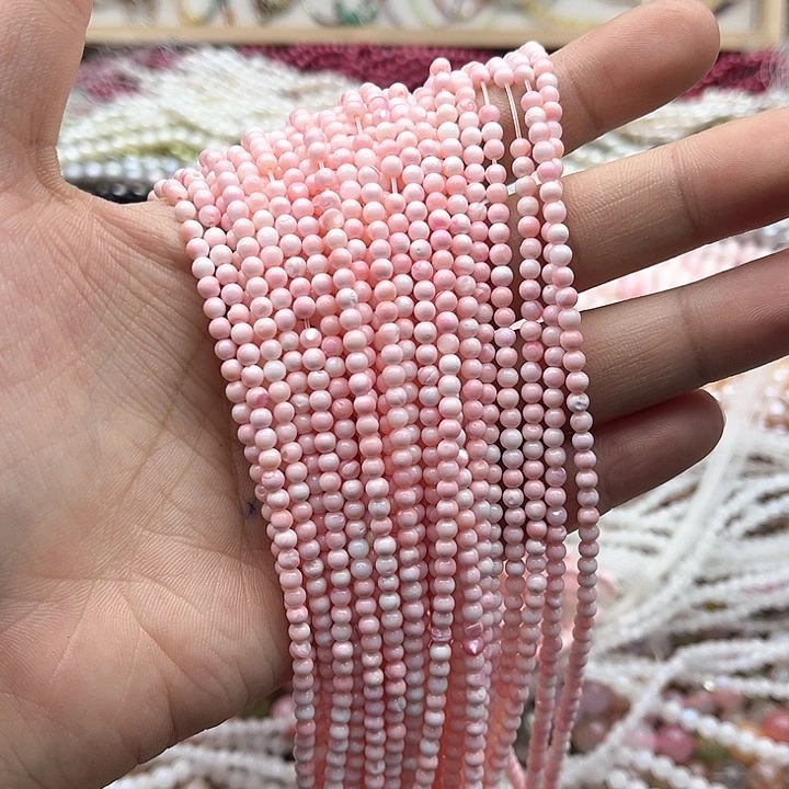 玛瑙/玉髓珠宝半成品未镶嵌一条3mm左右女王 贝几颗有瑕