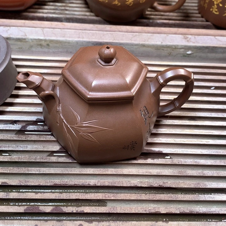 茶壶紫砂山**～孤品处理价59