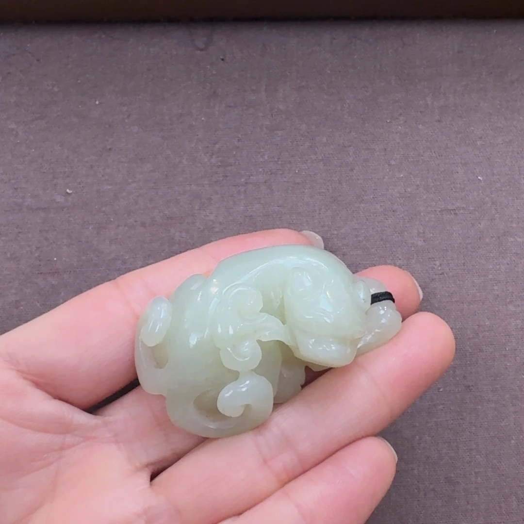 未镶嵌和田玉挂件