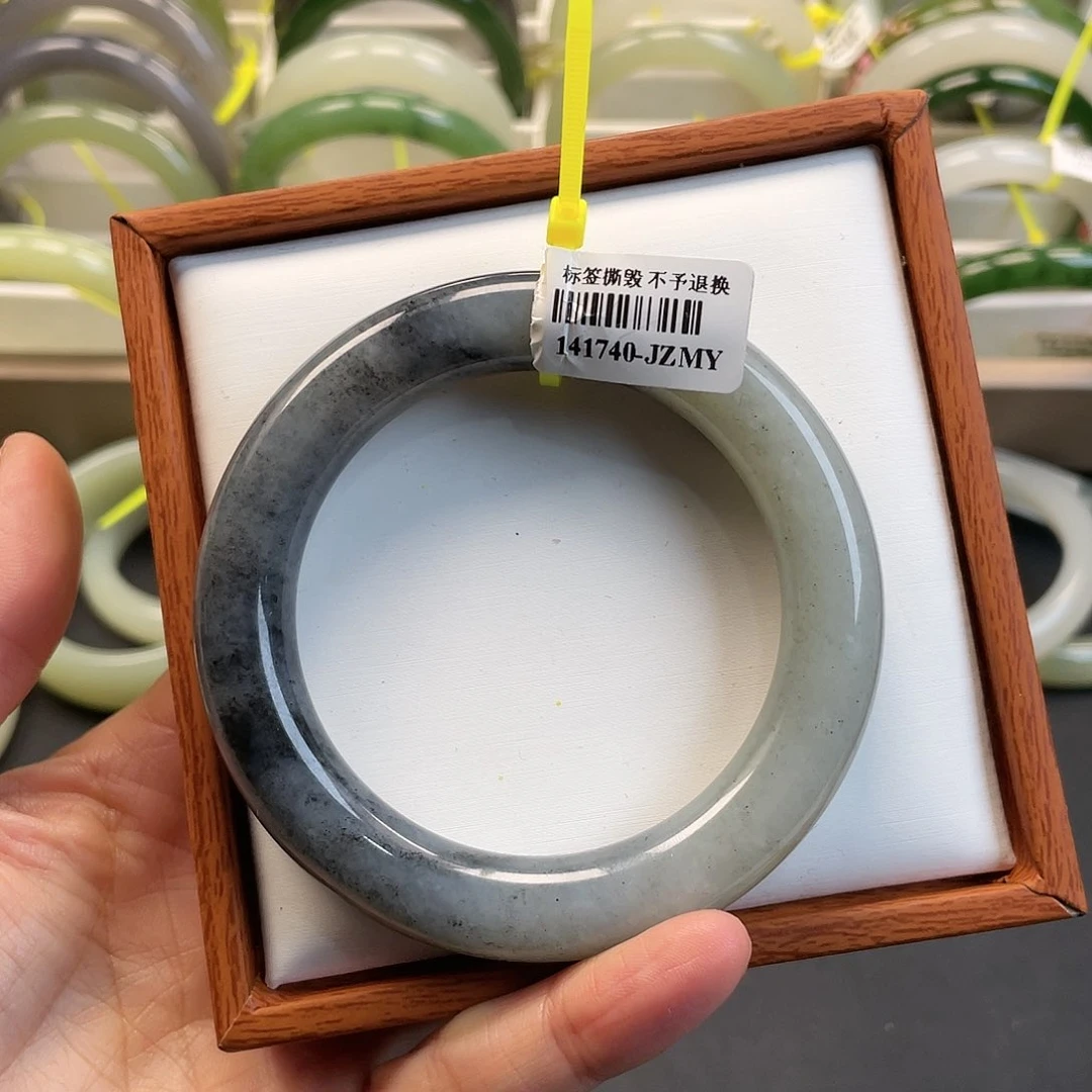 【闪购商品】未镶嵌手镯和田玉链接24。   56.6