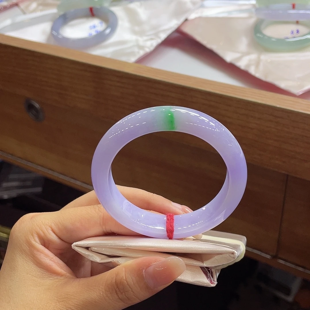 翡翠未镶嵌手镯56 号链接