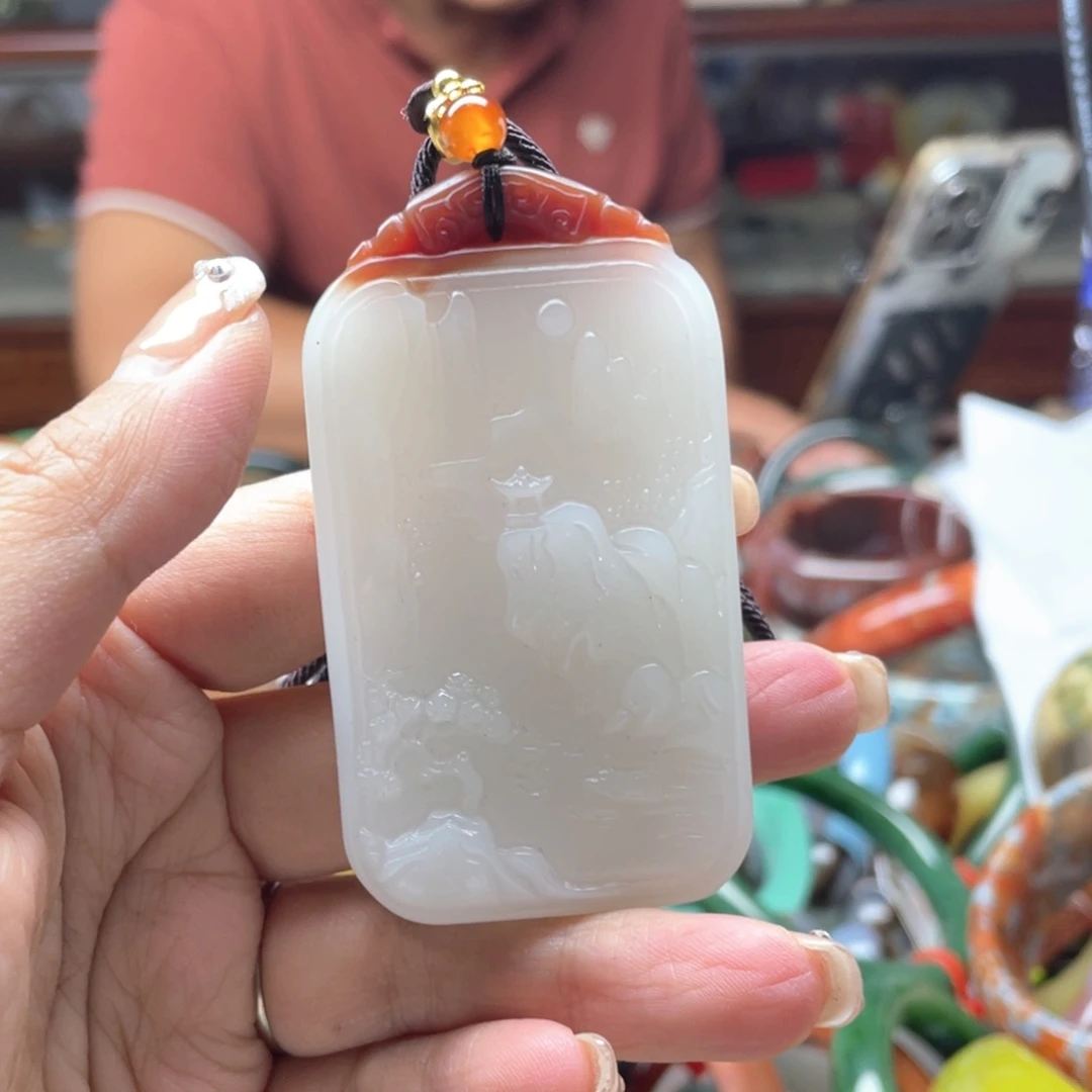 舍***得未镶嵌手镯石英岩玉