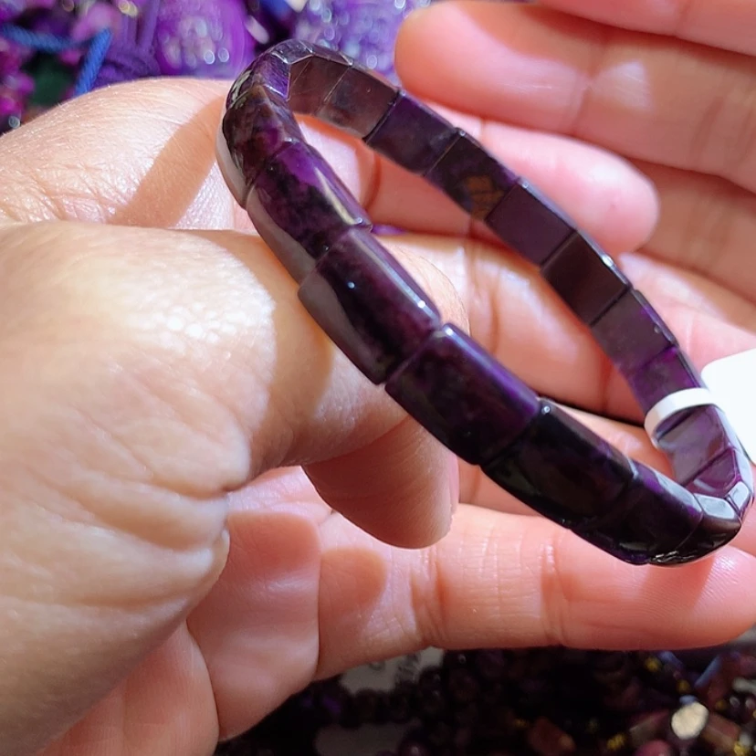 【闪购商品】苏纪石（舒俱来）手牌未镶嵌微****?