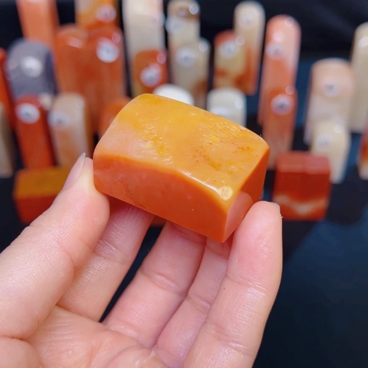 老挝石老挝精品素章