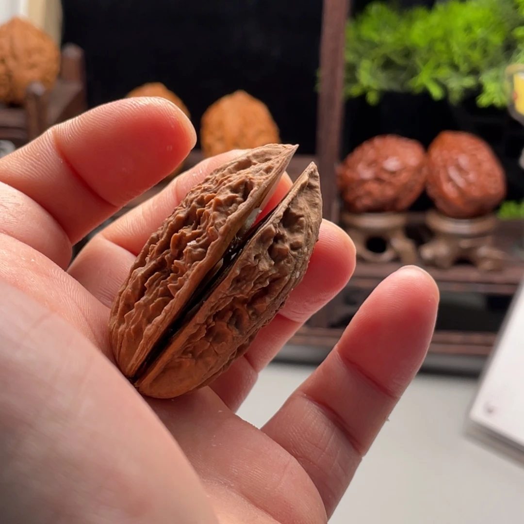 文玩核桃把件小楸千81