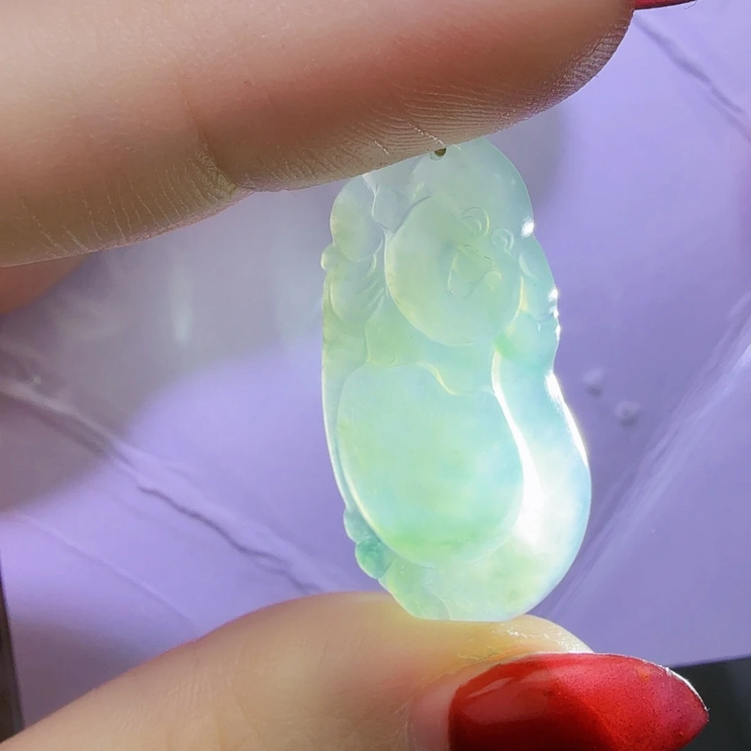 翡翠颈饰18K金镶嵌布袋佛