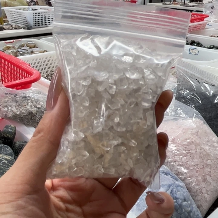 时***凉水晶未镶嵌大型摆件（非配饰）