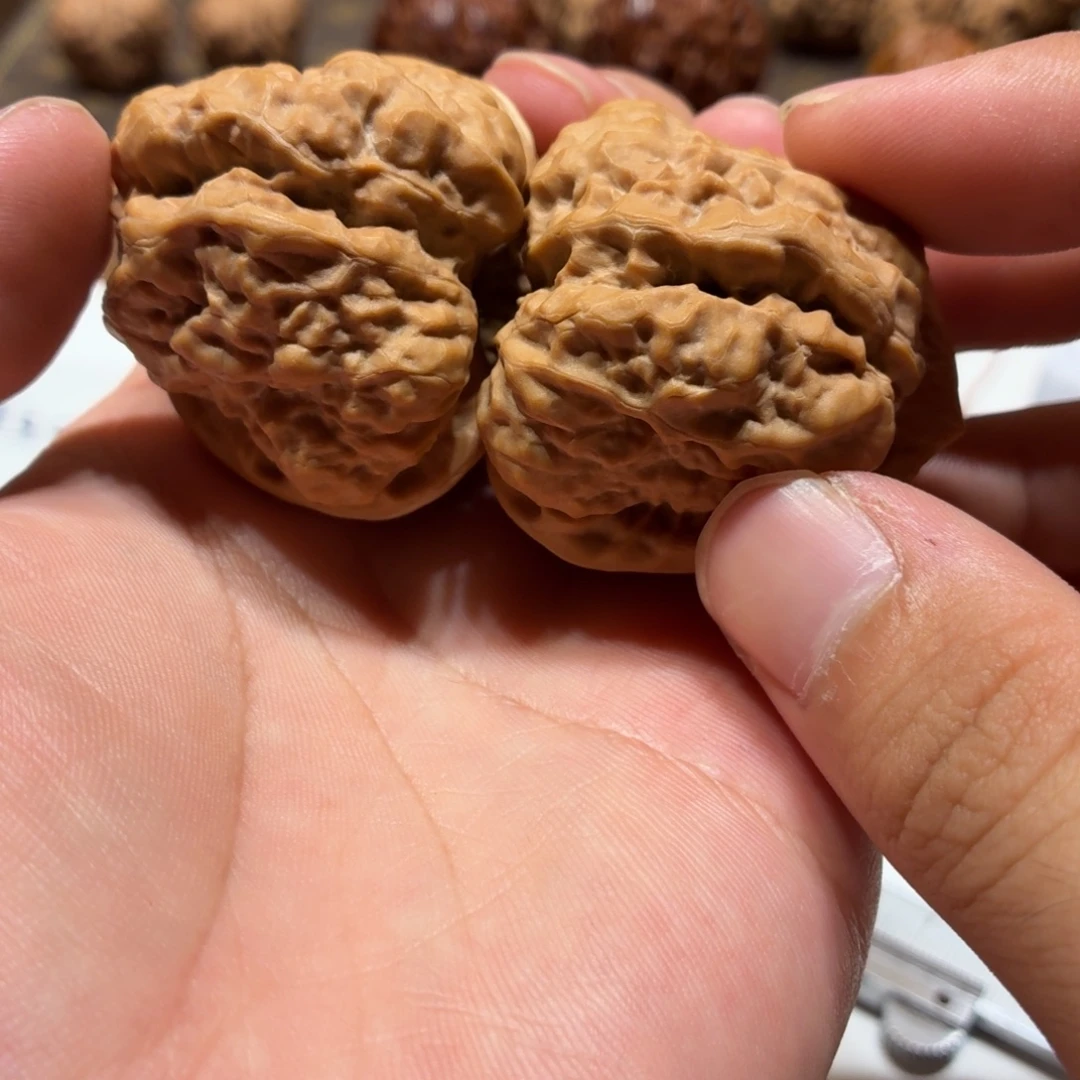 ****发把件文玩核桃蛤蟆头A05