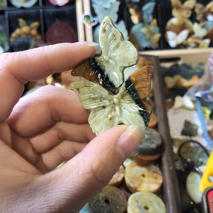 岫玉未镶嵌岫玉挂件