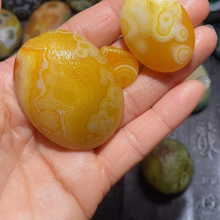 玛瑙/玉髓颈饰未镶嵌机**工