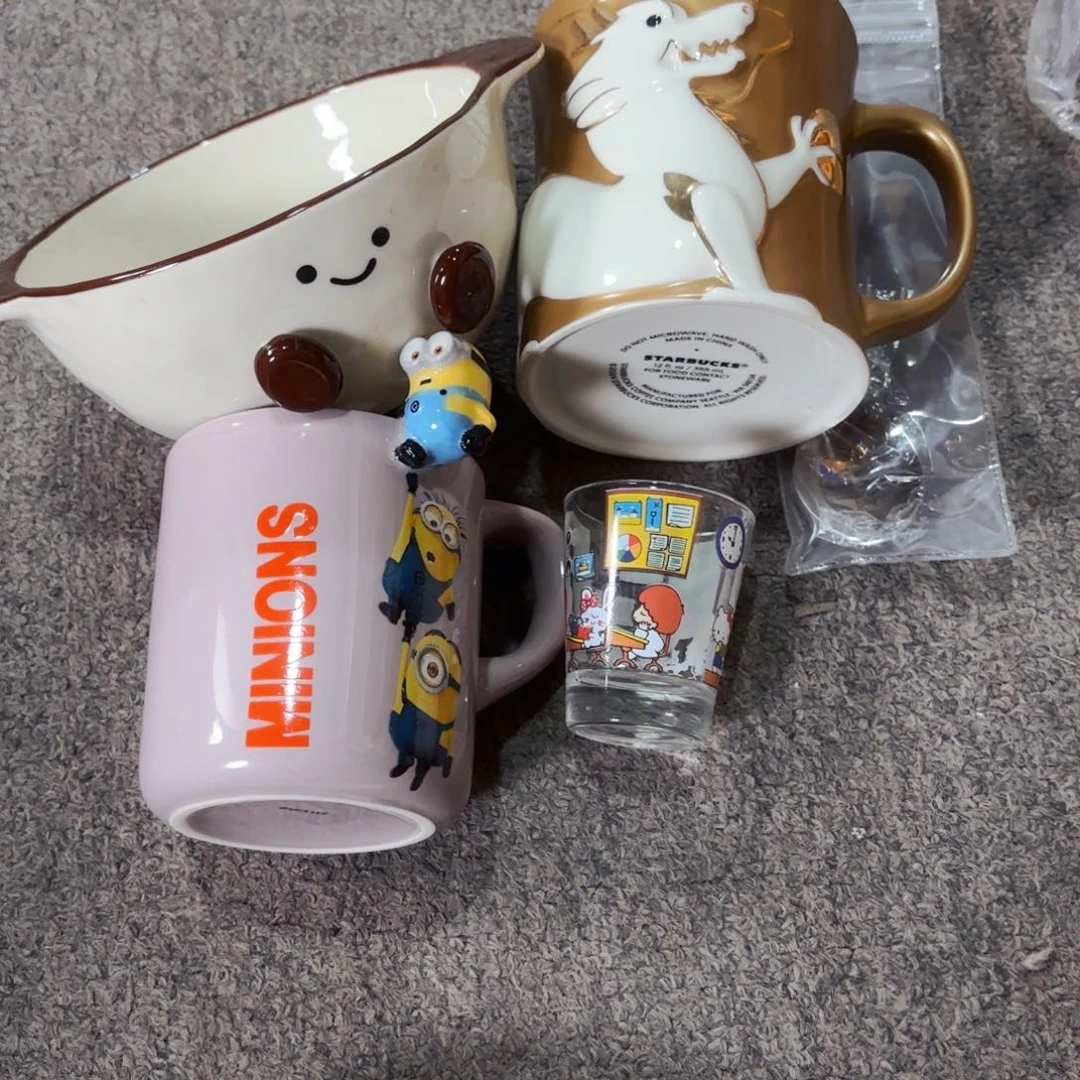 陶瓷?*橙可爱豆5.5寸➕金龙杯➕小黄人➕两个白酒杯