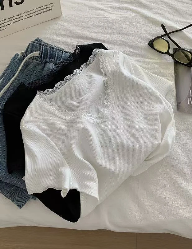 25006纯欲风韩版甜美修身V领短袖蕾丝拼接气质显瘦内搭上衣白色