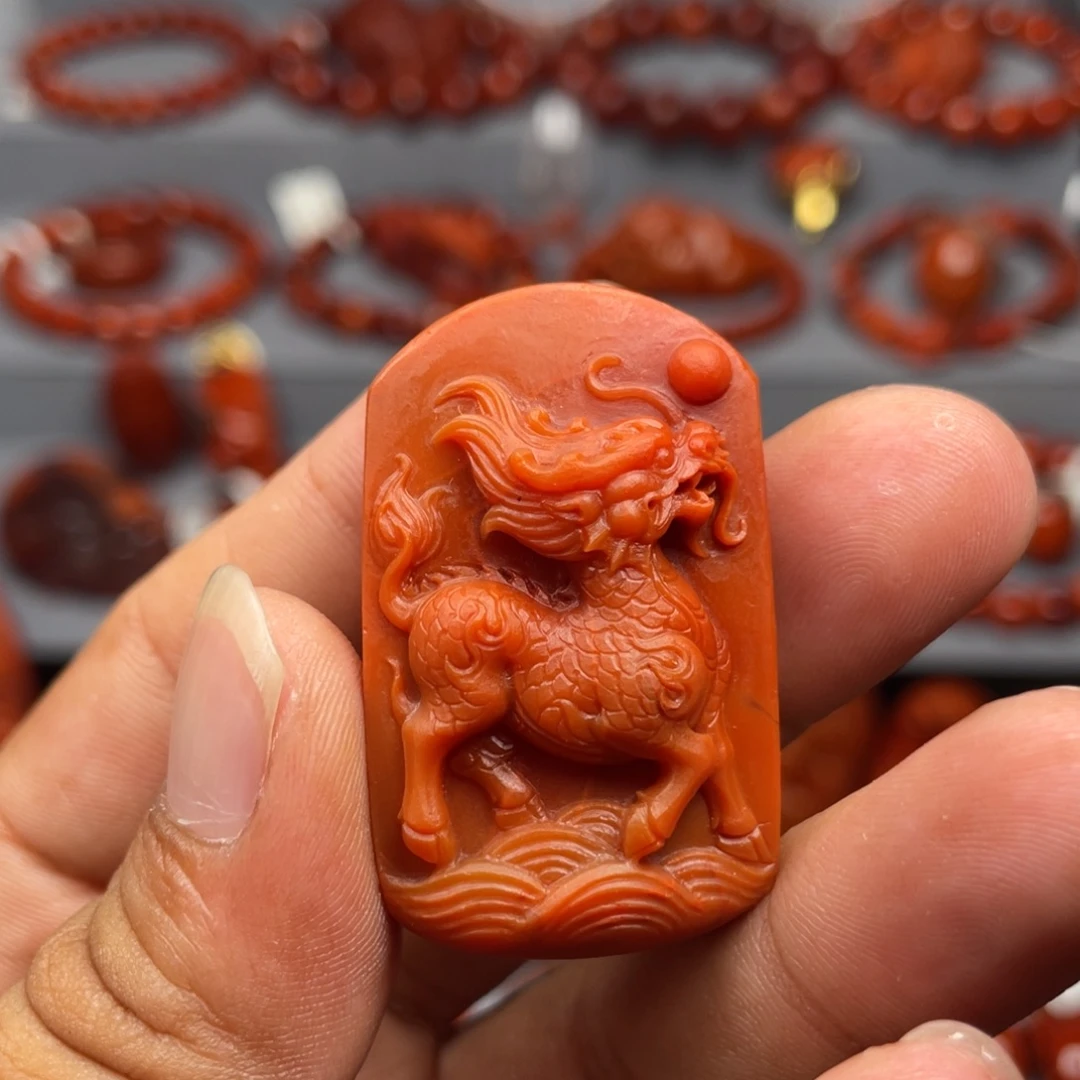 未镶嵌南红玛瑙珠宝奇石吊坠