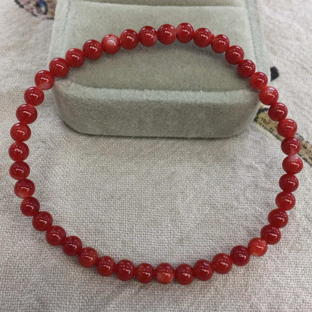 阿卡珊瑚精品圆珠手串 颜色牛血红 品质如图
