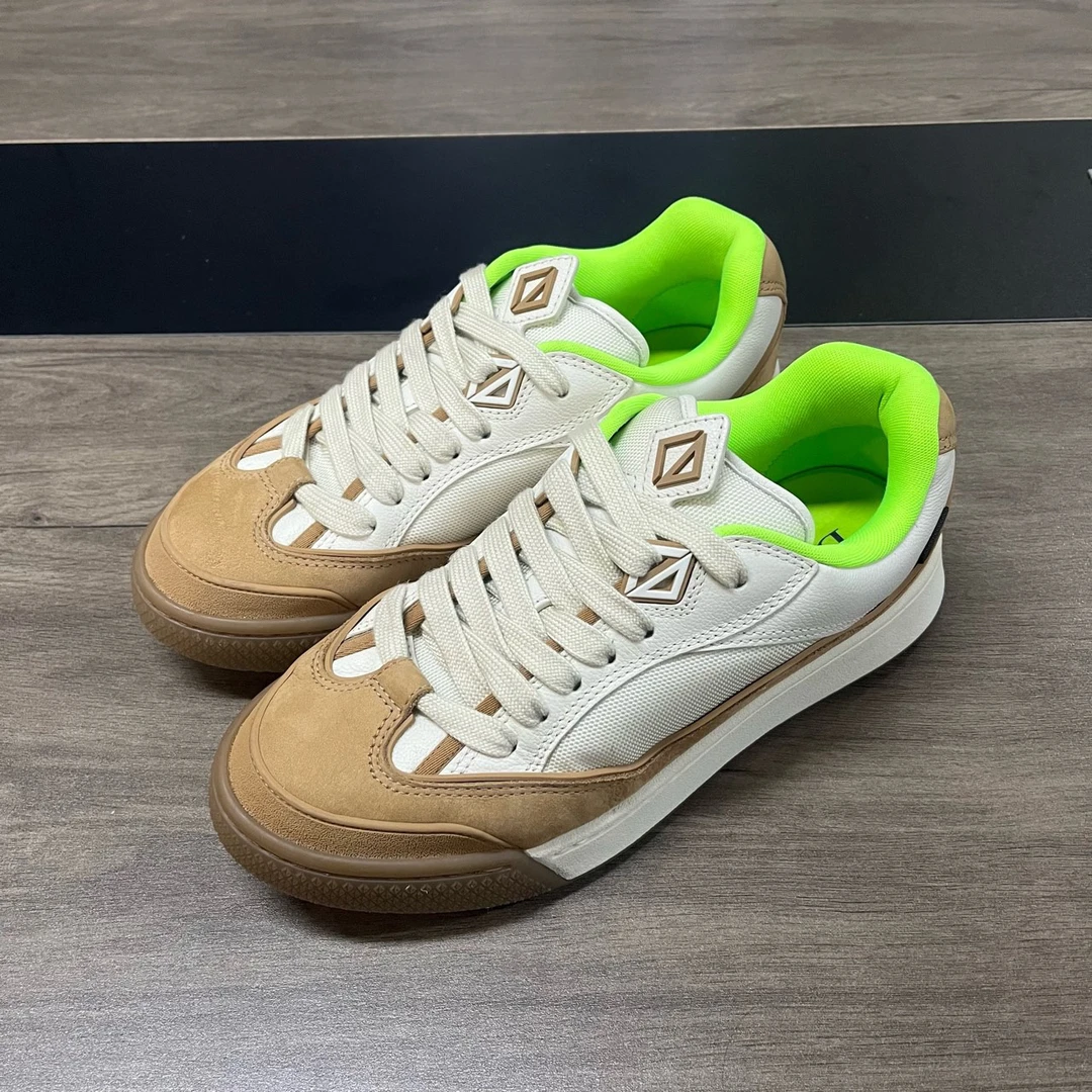 99新 DIOR/迪奥 Dior b713 ts白棕绿 43码无盒 d1804