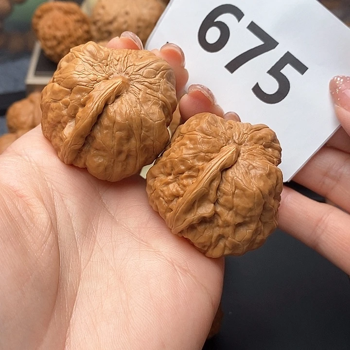 文玩核桃吊坠675-4.1一根筋