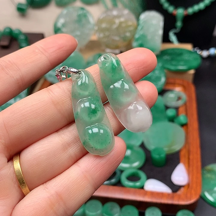 未镶嵌石英岩玉珠宝半成品