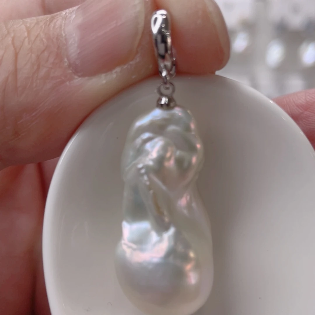 颈饰未镶嵌淡水珍珠