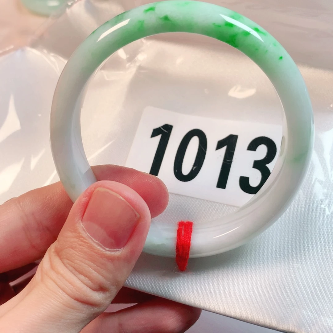 翡翠手镯未镶嵌翡翠手镯1013