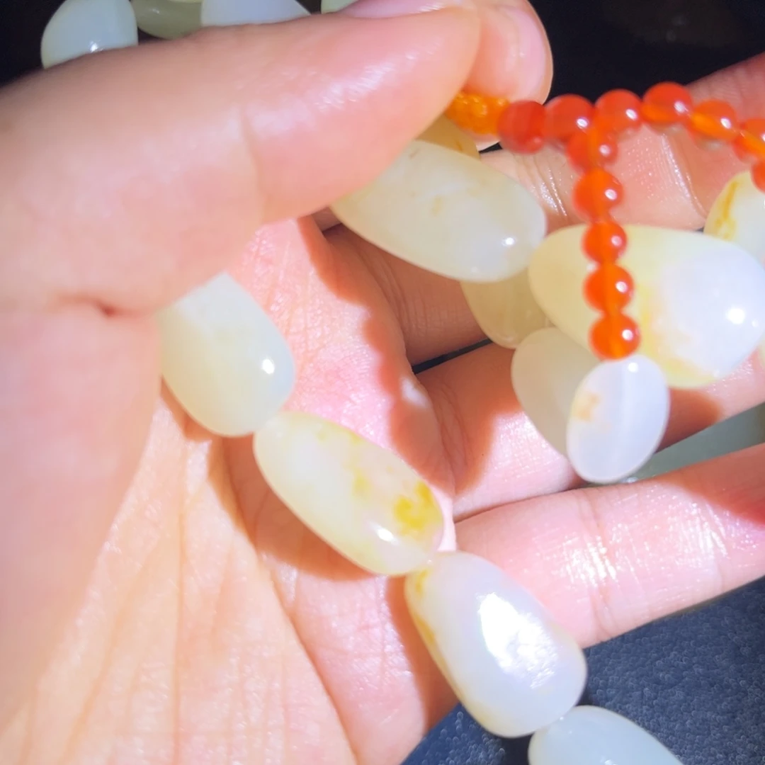 和田玉未镶嵌珠宝奇石