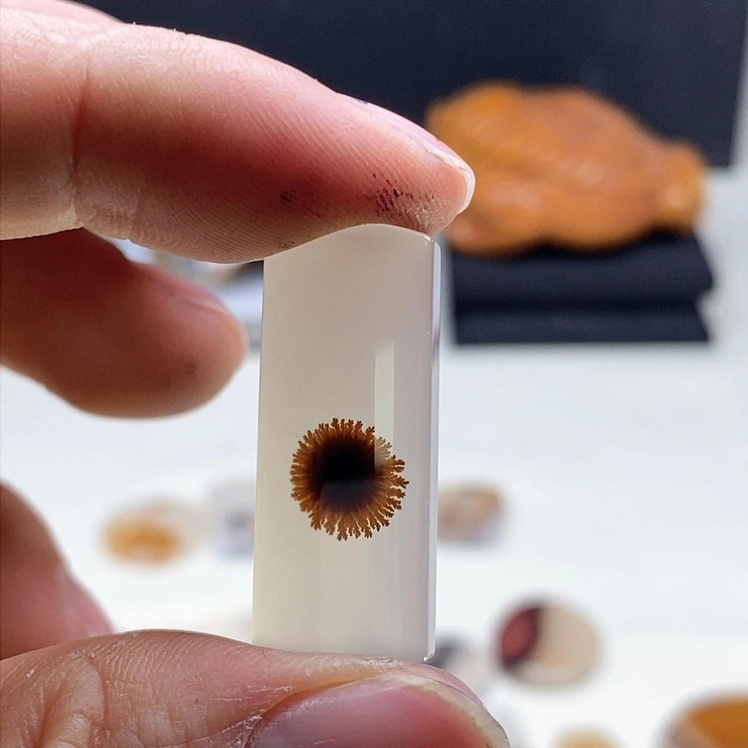 玛瑙/玉髓珠宝奇石未镶嵌微****髓