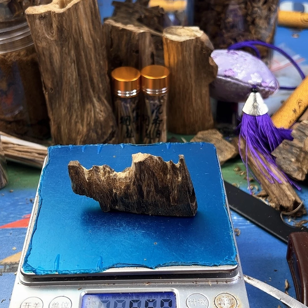 香料绿奇楠虫漏乌身圆叶6克