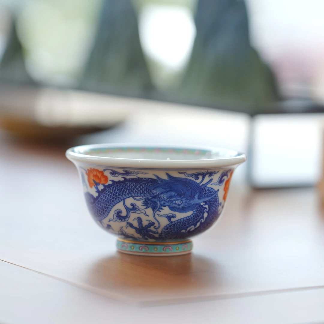 【YR】青花拓片（龙串万花） 压手杯 90cc