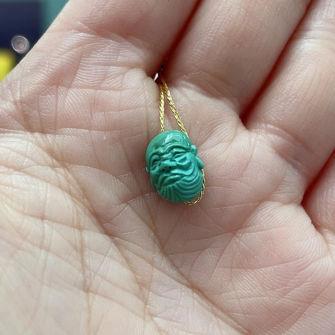 绿松石颈饰未镶嵌