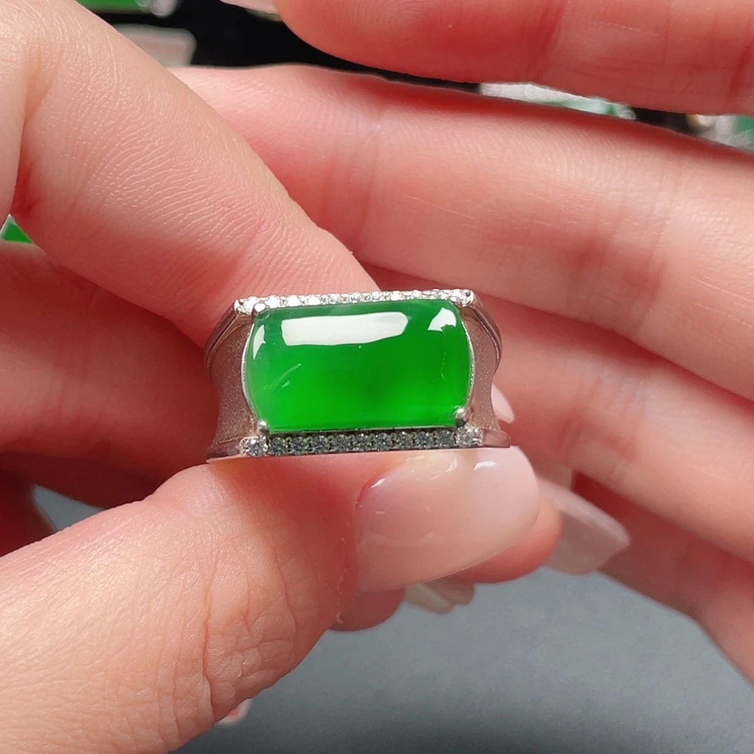 起***号翡翠银S925镶嵌戒指没有运费险 0001