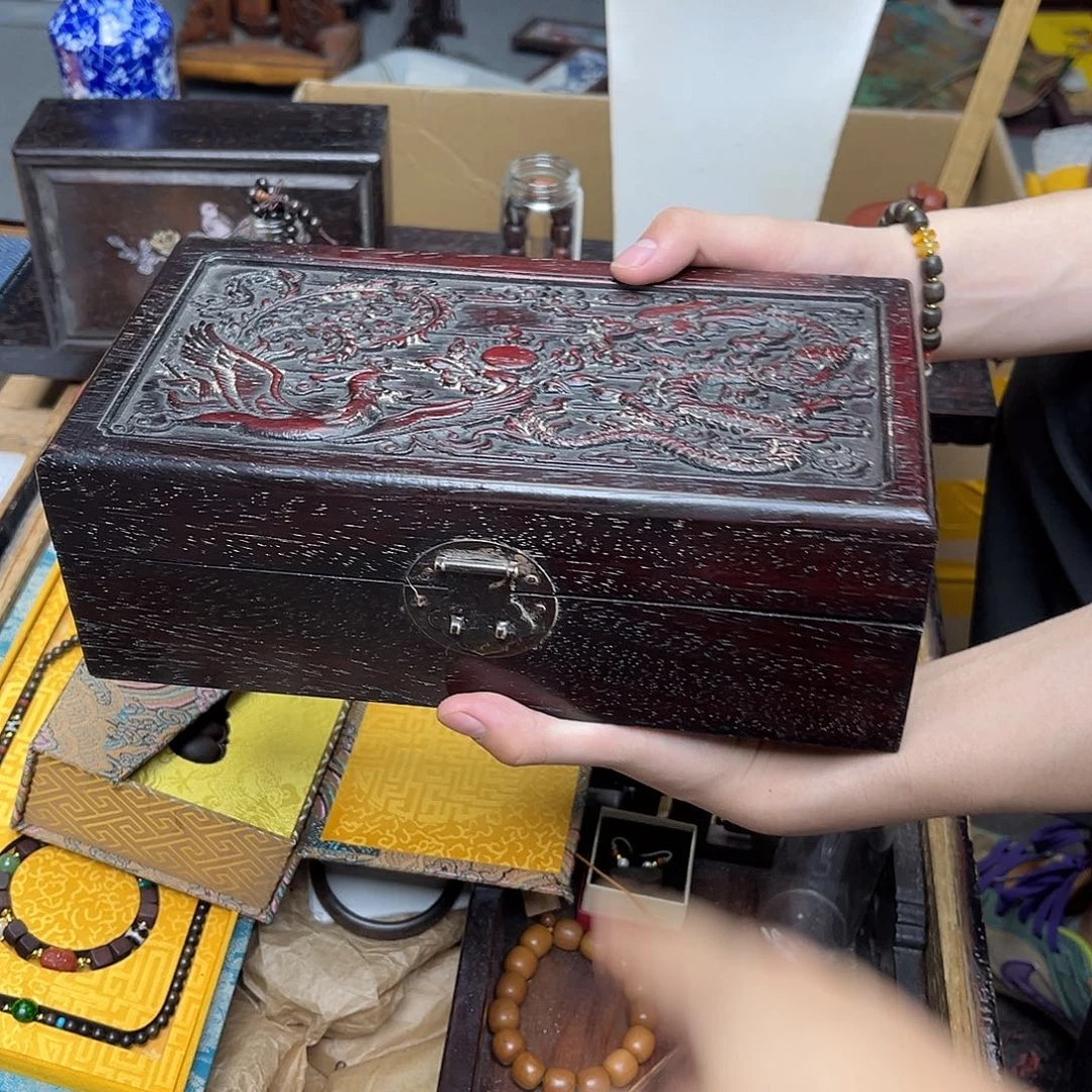 大叶紫檀（黑酸枝木类）