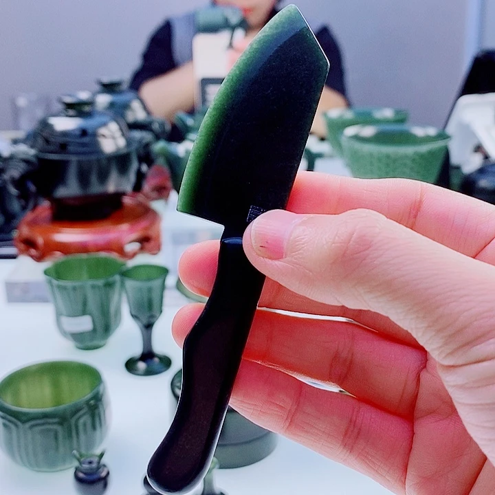 和田玉（青玉）未镶嵌把件
