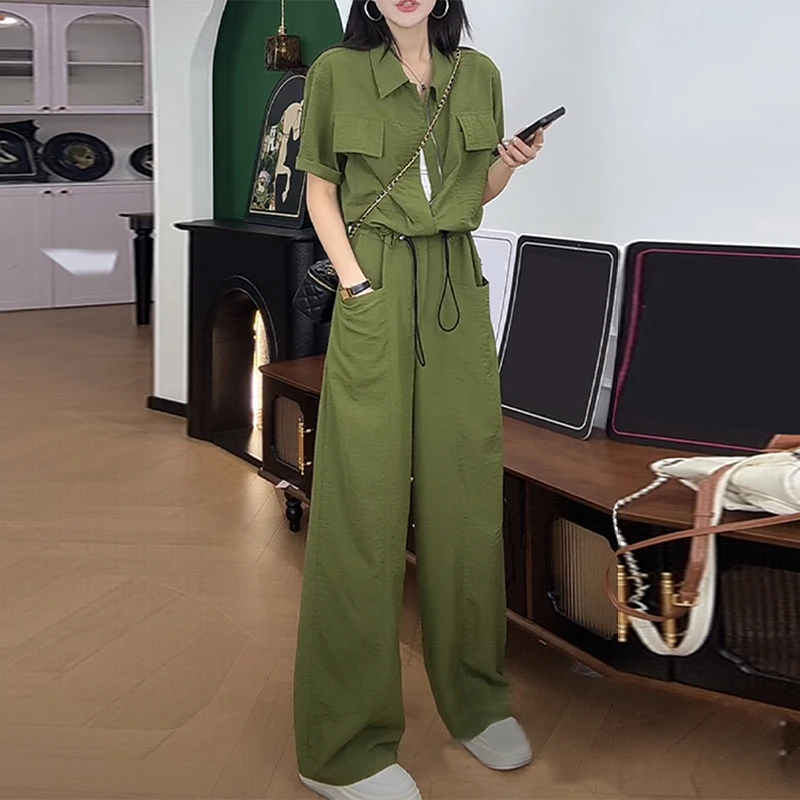 2025夏季新款高腰显瘦褶皱收腰时尚减龄连体裤翻领工装短袖连体衣