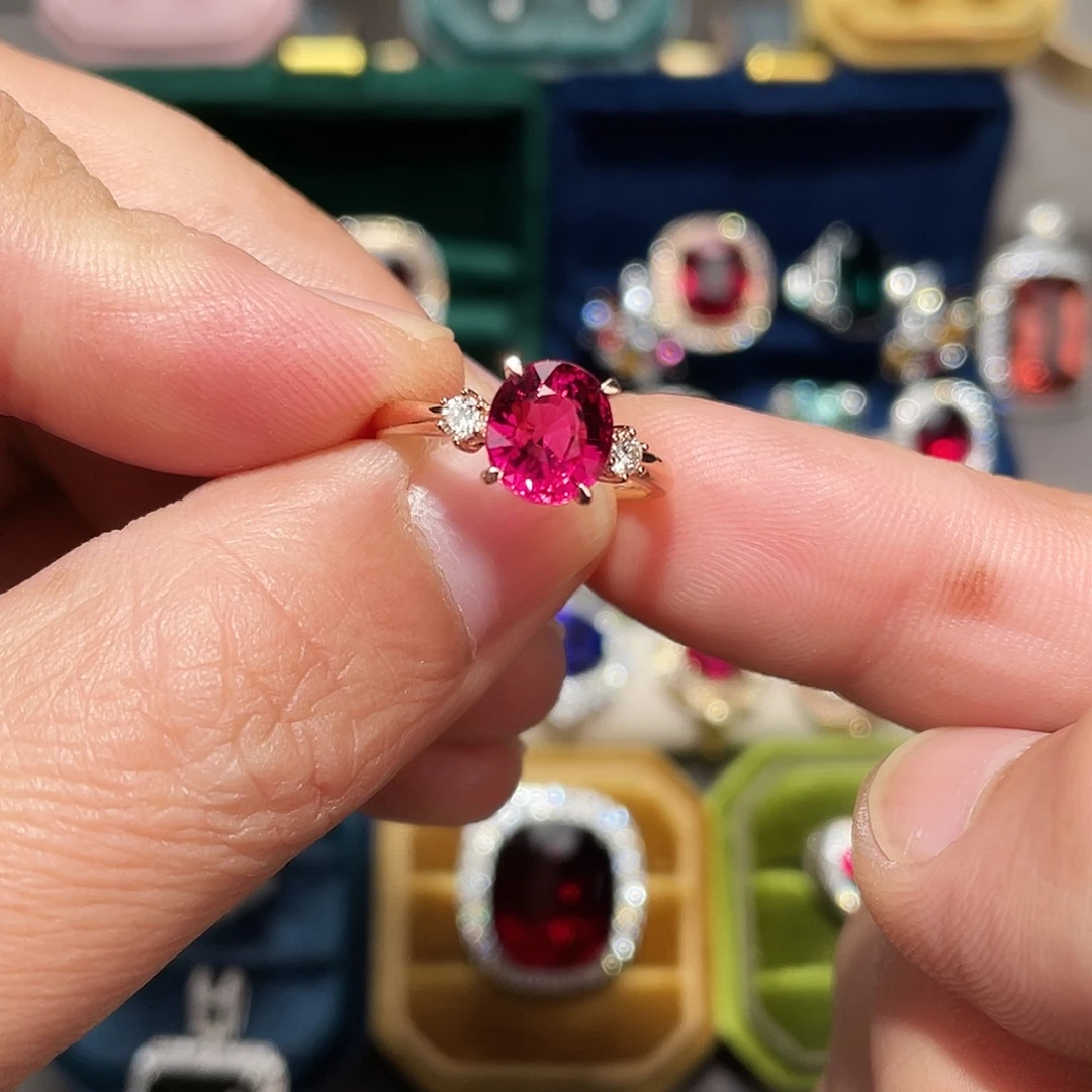 碧玺戒指18K金镶嵌2.3ct