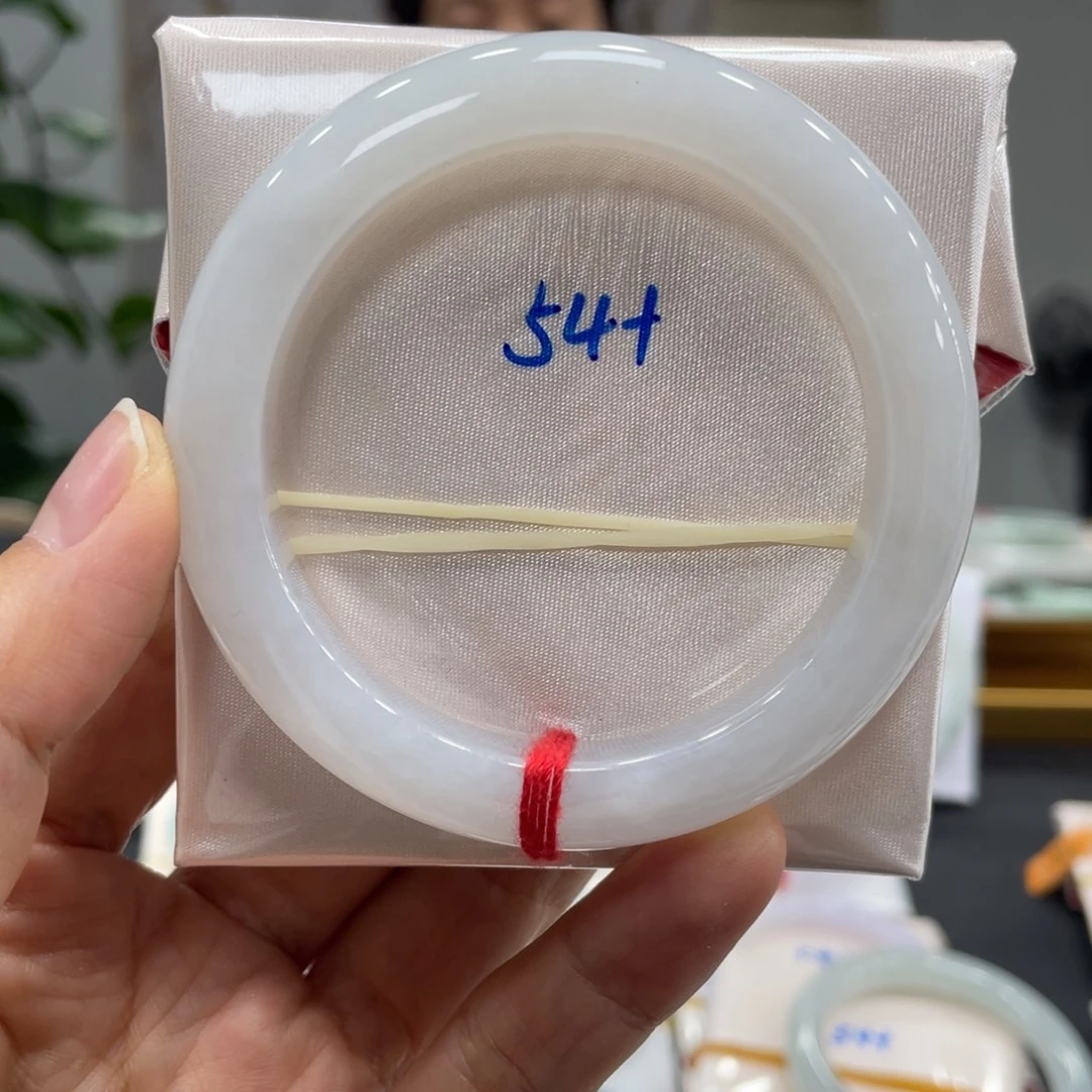 翡翠未镶嵌手镯翡翠