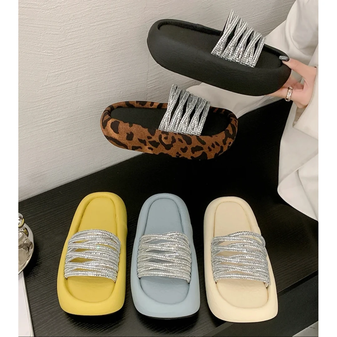 gg-【满天星】高奢18条水钻2025夏沙滩增高新外穿女踩屎感厚底拖鞋