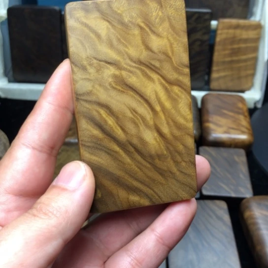 金丝楠金丝楠木平安无事牌