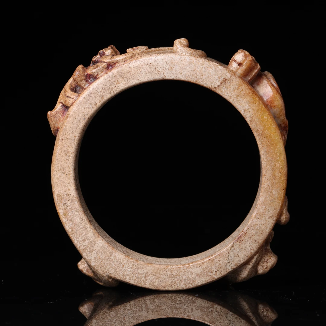 明代和田玉龙纹镯