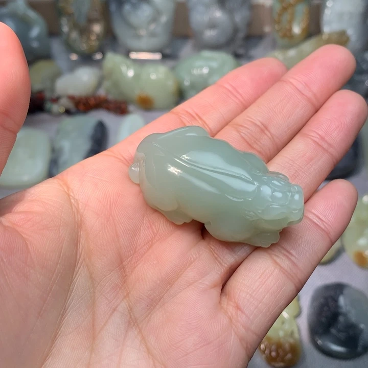 和田玉挂件未镶嵌李**，