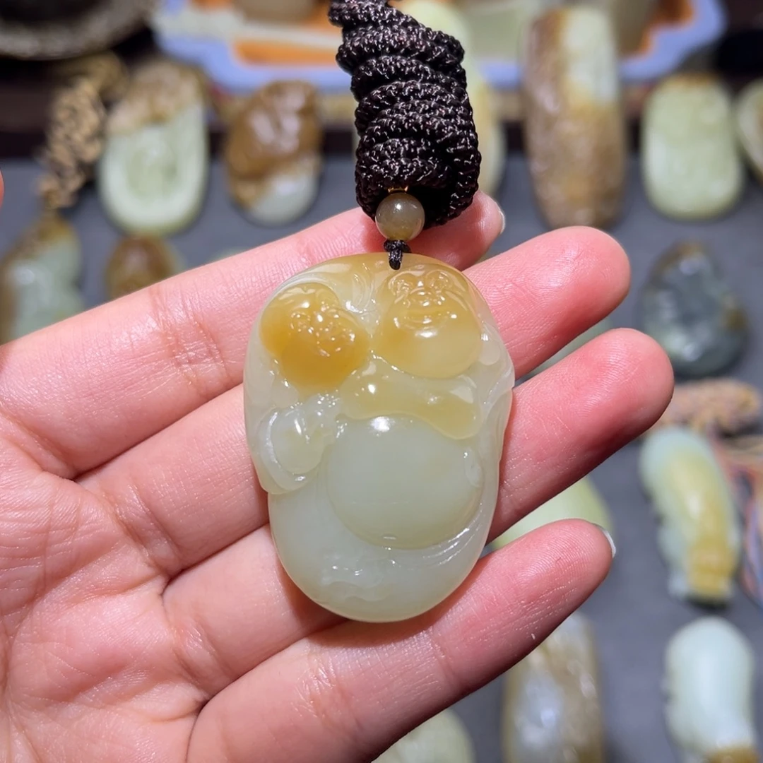 和田玉（糖玉）未镶嵌挂件