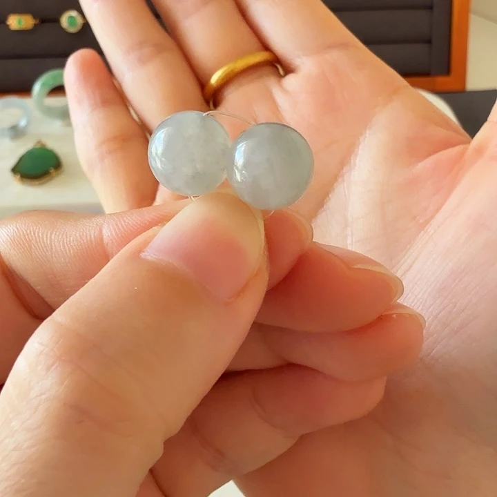 翡翠未镶嵌颈饰卡10 无瑕种好圆珠 一对