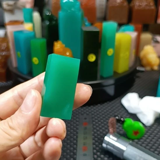 寿山石印石雅安绿无事牌