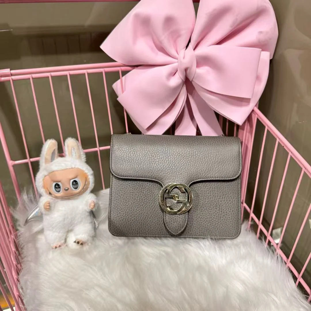 95新 GUCCI/古驰 灰色风琴斜挎包/2085
