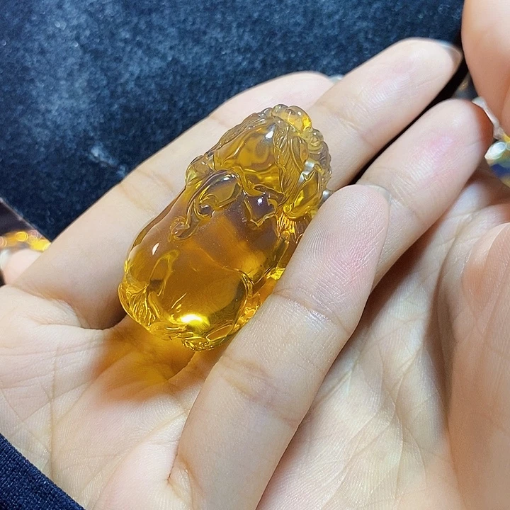 蓝珀未镶嵌珠宝奇石墨西哥蓝珀貔貅