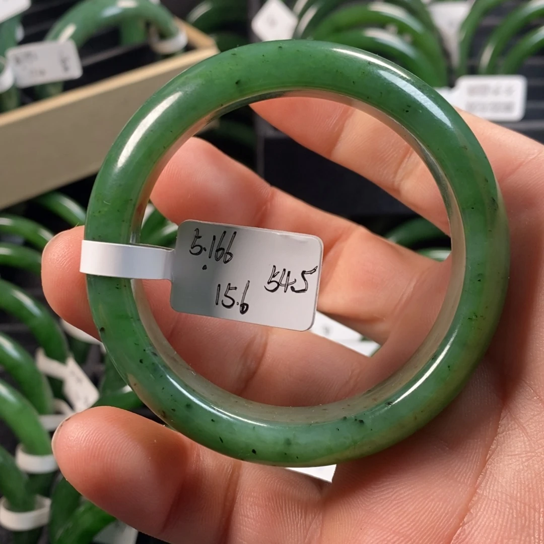 和田玉（碧玉）未镶嵌手镯有瑕疵54